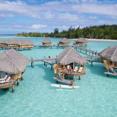 Bungalows in Bora Bora Tahiti
